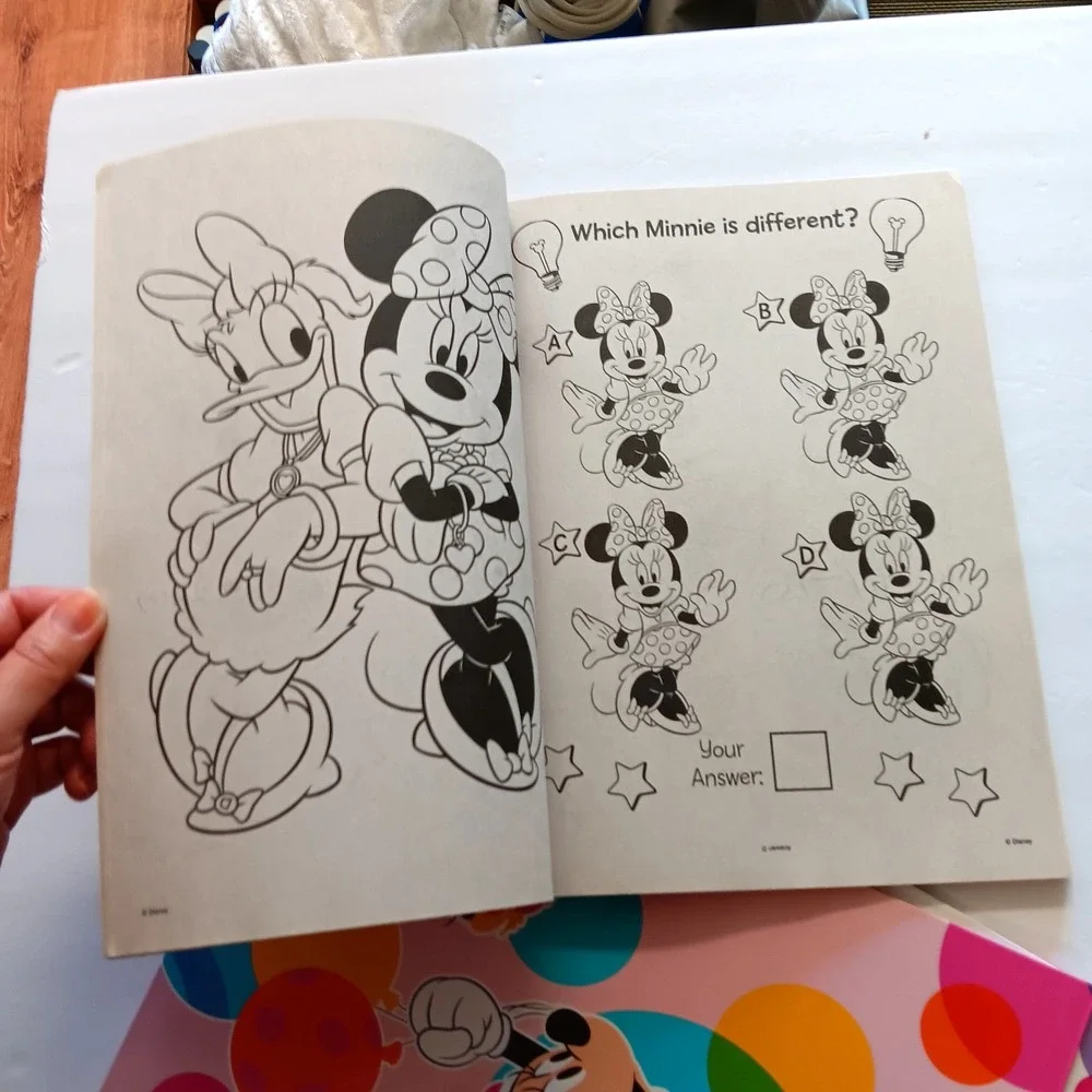 Disney‎ Minnie Mouse Coloring Activity Set Folders Crayons Mickey Clubhouse NEW